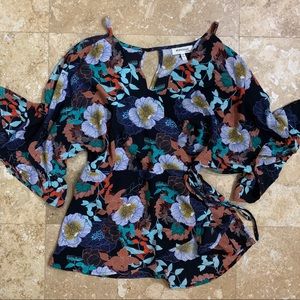 Scalloped Front Tie Side Floral Peplum Top